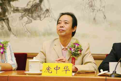 鋼筆禮品再次走紅 玩轉時尚生活