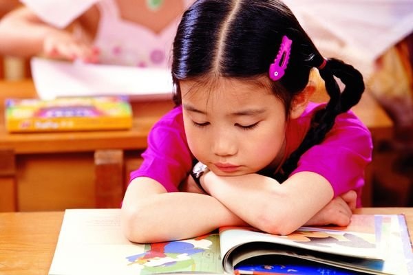 首屆中國上海國際童書展搭建“出?！逼脚_
