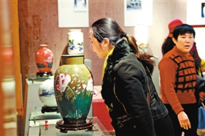 寶安群藝館展出景德鎮當代陶瓷精品