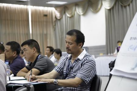 公牛插座阮立平:因為專業 所以長久