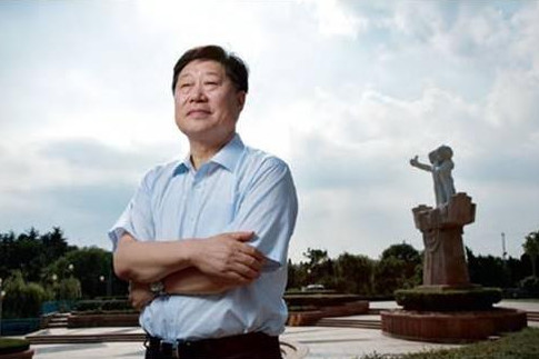 海爾家電張瑞敏：海爾要做互聯網時代的“剩者”