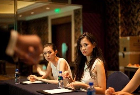 中國富人圈摒棄奢侈品 愛上高端禮儀課
