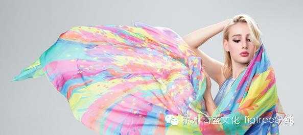 這貨不止是絲巾 系到哪里都點睛！