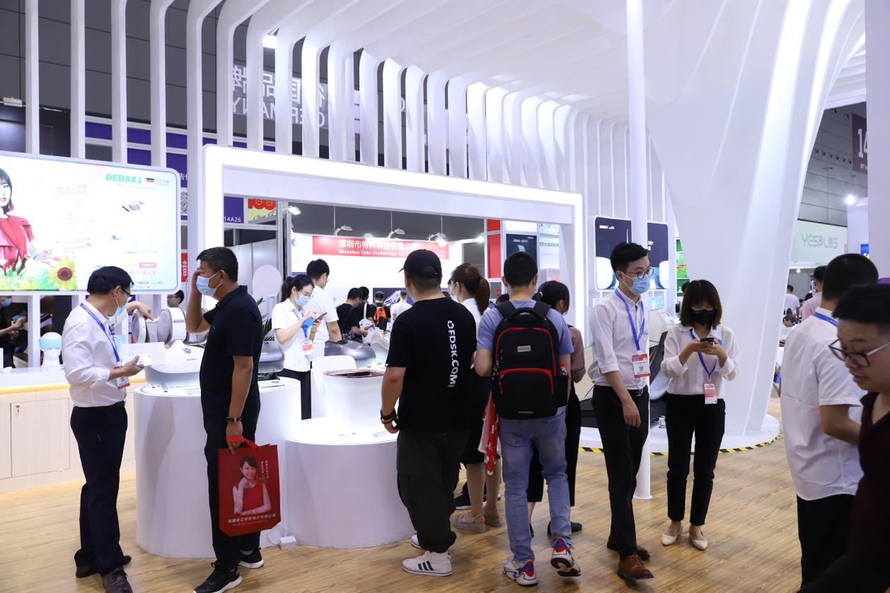 DEDAKJ德邇杰榮耀亮相深圳禮品展|為了人類健康，步履不停